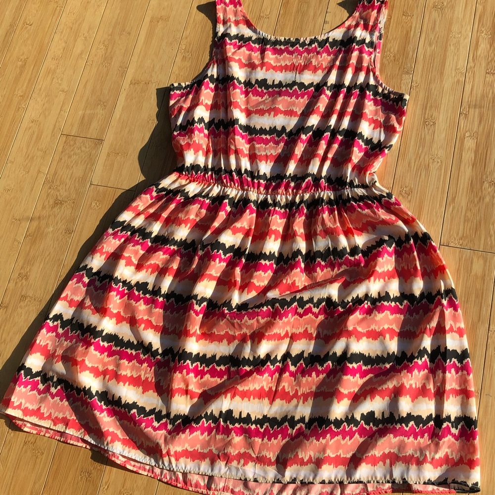 Sleeveless dress